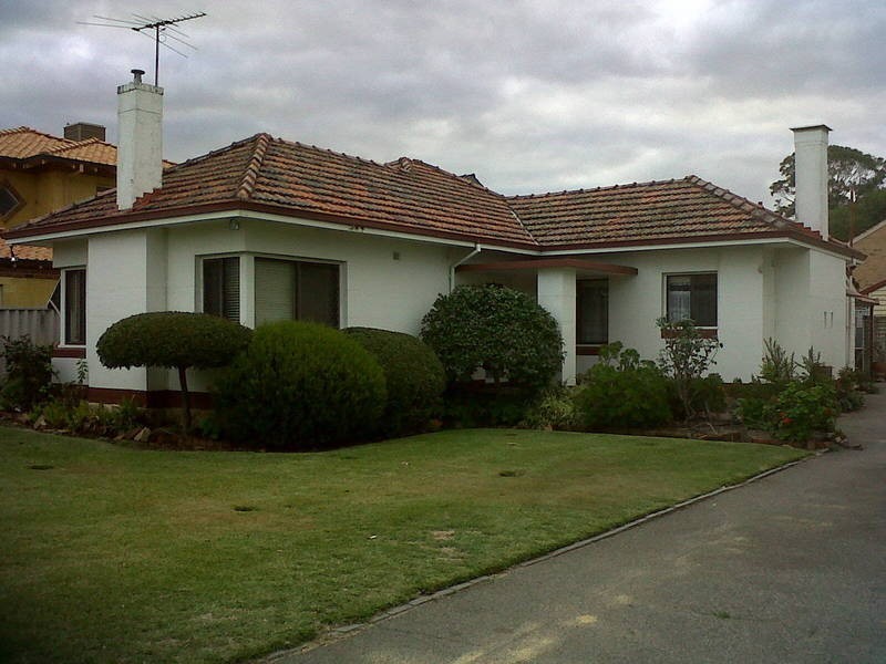 9 Wren St, Mount Pleasant WA 6153