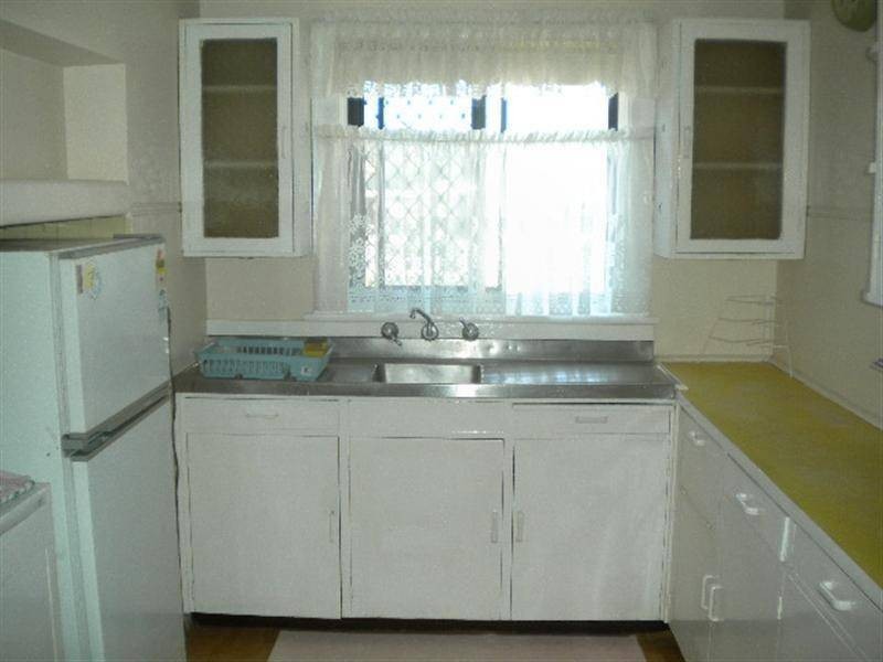 9 Wren St, Mount Pleasant WA 6153