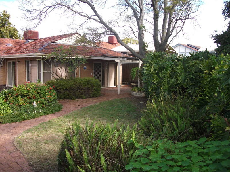 414 Marmion Street, Melville WA 6156