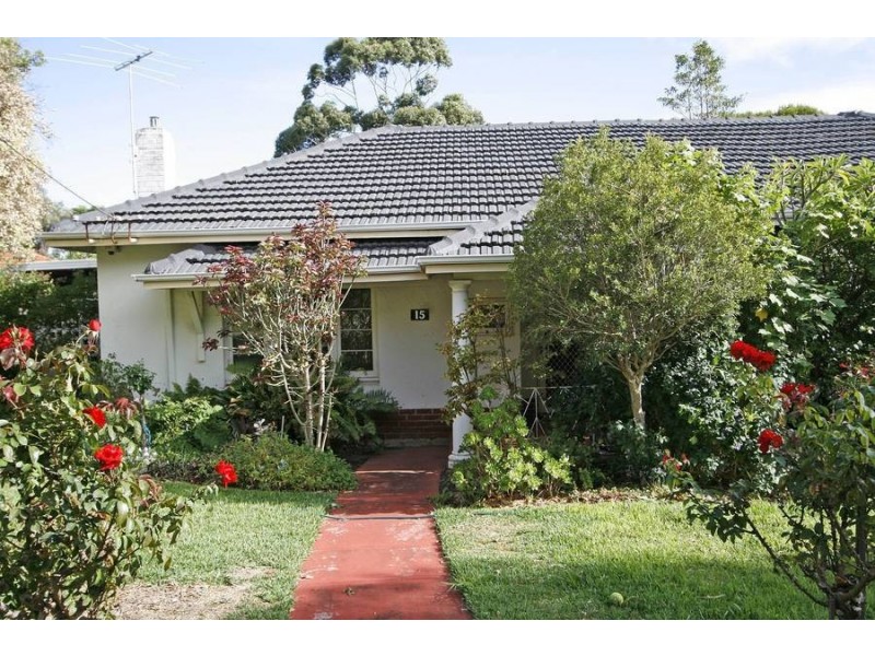 15  Dandenong Street, Attadale WA 6156