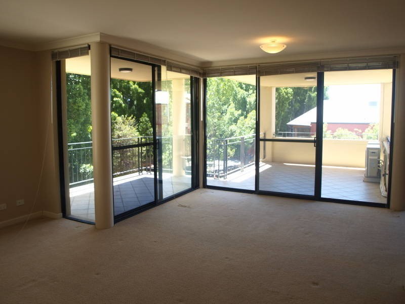 8/24 Constitution Street, East Perth WA 6004