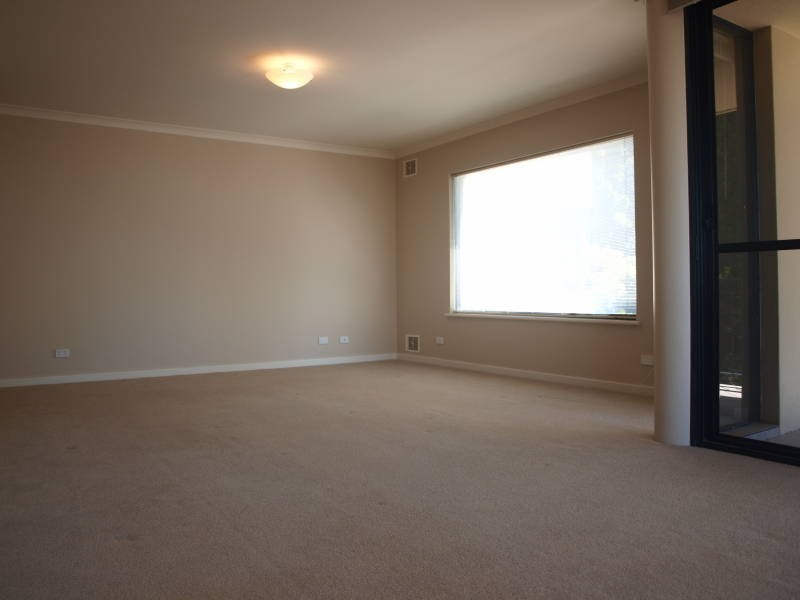 8/24 Constitution Street, East Perth WA 6004