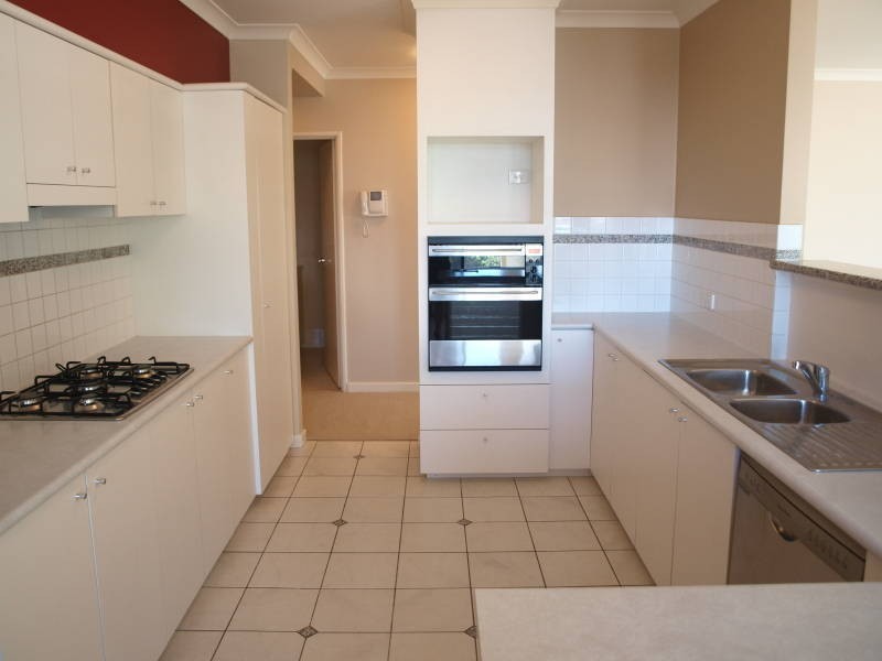 8/24 Constitution Street, East Perth WA 6004