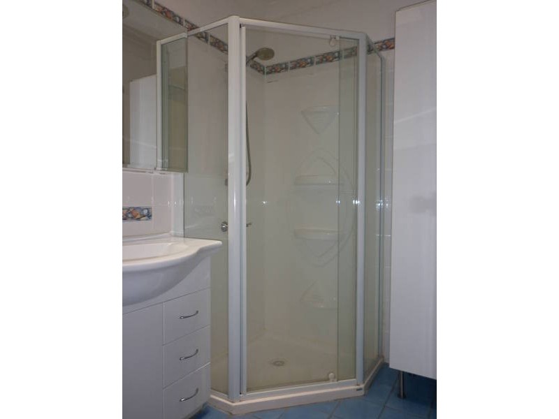 2/21 Golf Road, Parkwood WA 6147