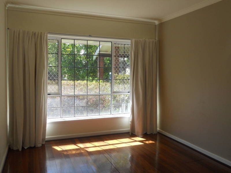 6  Daniel Street, Attadale WA 6156