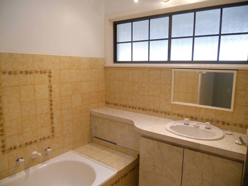 6  Daniel Street, Attadale WA 6156