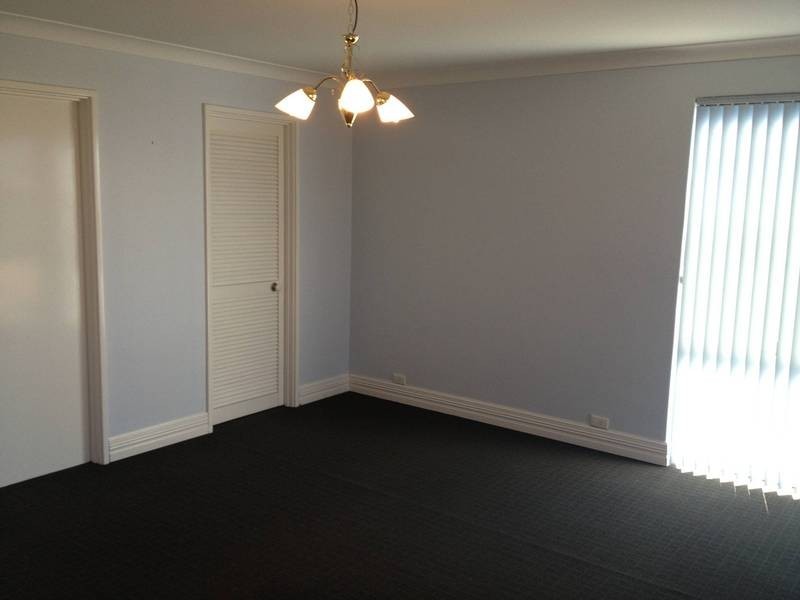 88a Rome Rd, Melville WA 6156