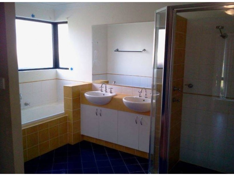 19 Redruth Court, Yanchep WA 6035