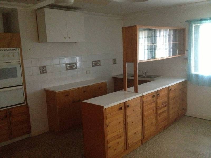 30 Parkside Avenue, Mount Pleasant WA 6153