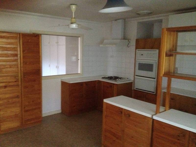 30 Parkside Avenue, Mount Pleasant WA 6153