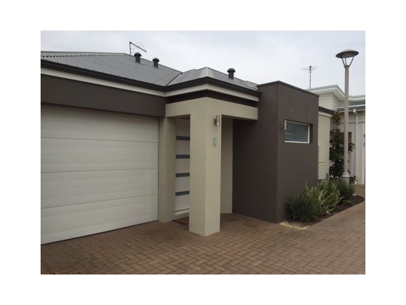9/1 Lomax Crt, Beeliar WA 6164