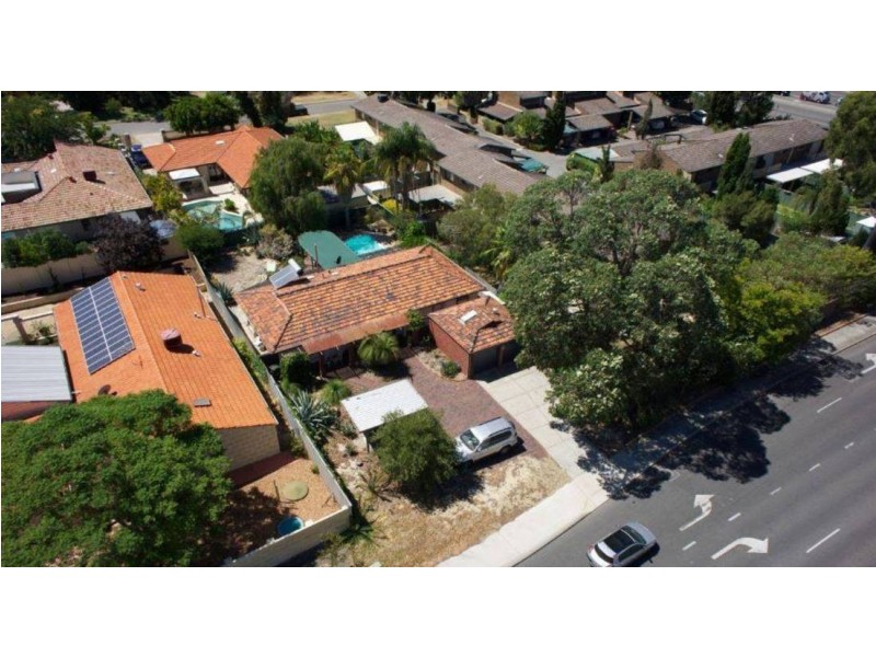 256 Riseley St, Booragoon WA 6154