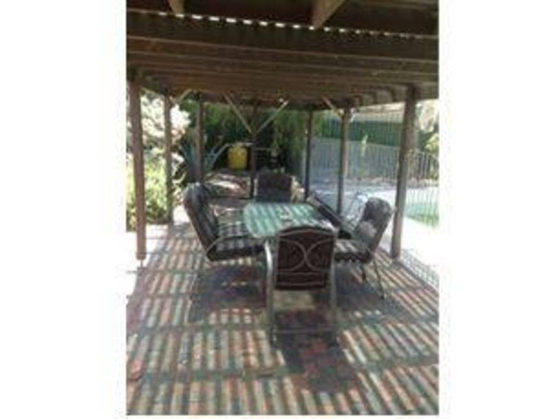 256 Riseley St, Booragoon WA 6154