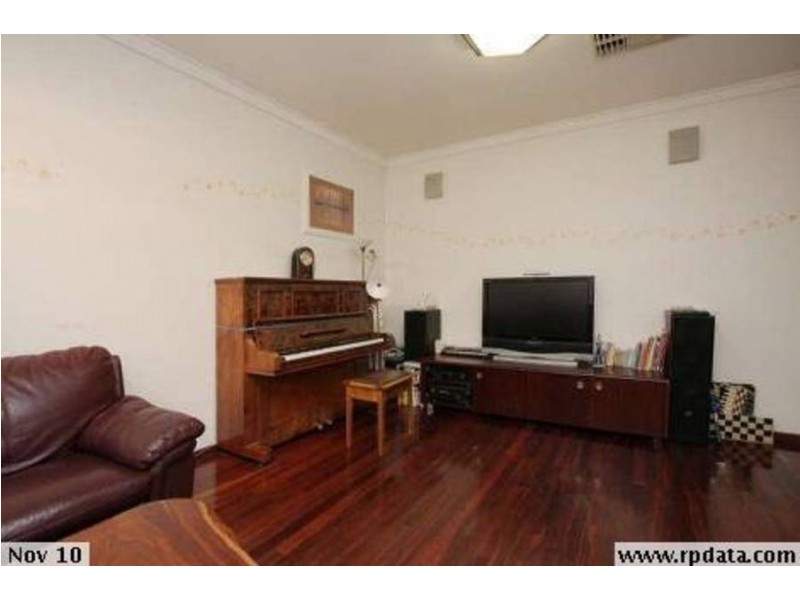 243  Corinthian Road East, Riverton WA 6148