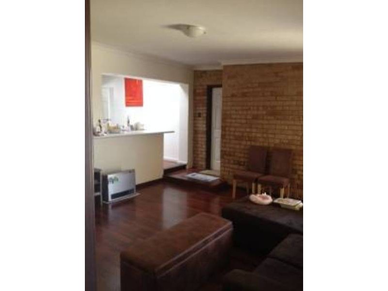 27 Latham Street, Alfred Cove WA 6154