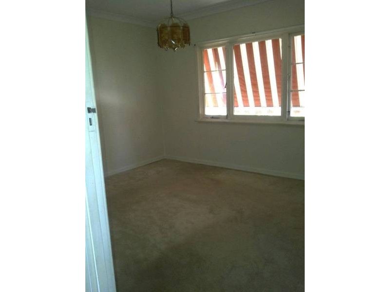 79 Moolyeen Rd, Brentwood WA 6153