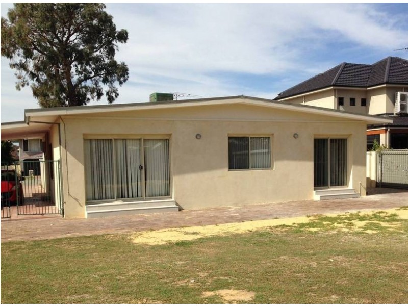 5 Ormond Road, Attadale WA 6156