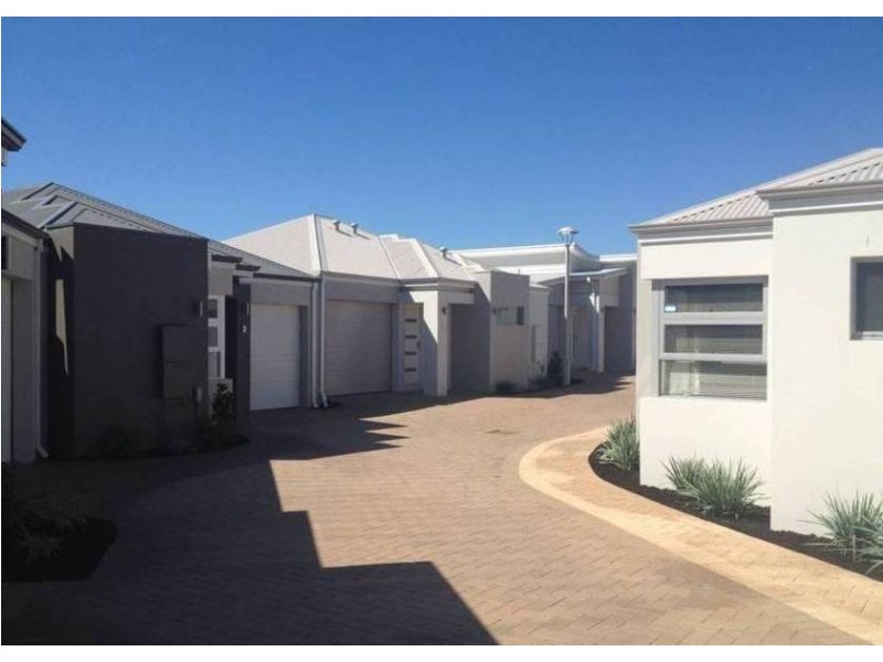 11/1 Lomax Court, Beeliar WA 6164