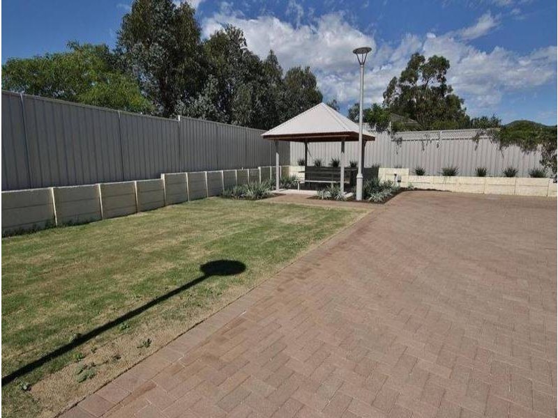 11/1 Lomax Court, Beeliar WA 6164