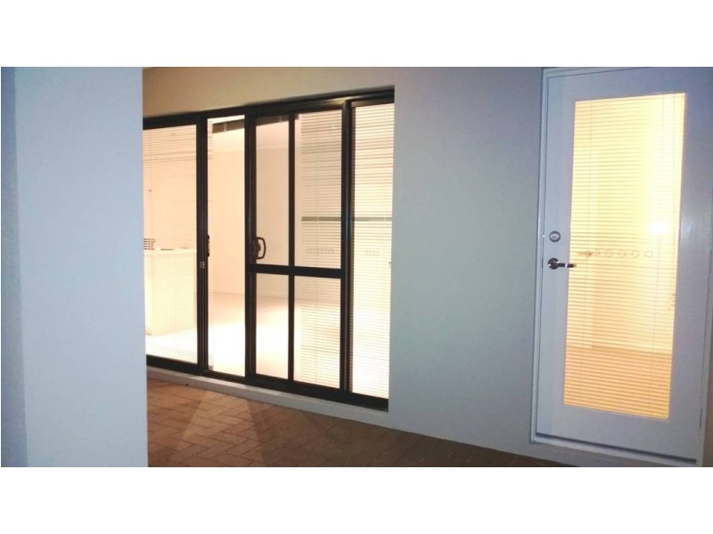 11/1 Lomax Court, Beeliar WA 6164