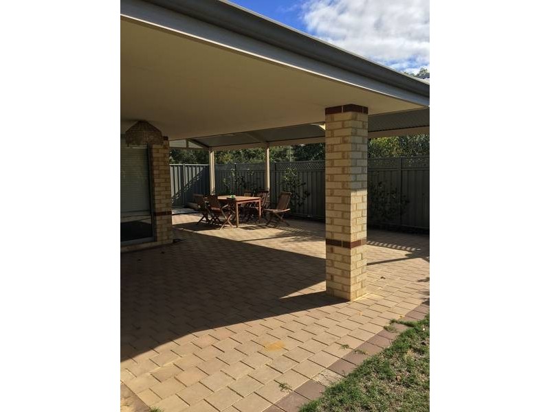 14 Milverton Loop, Leda WA 6170