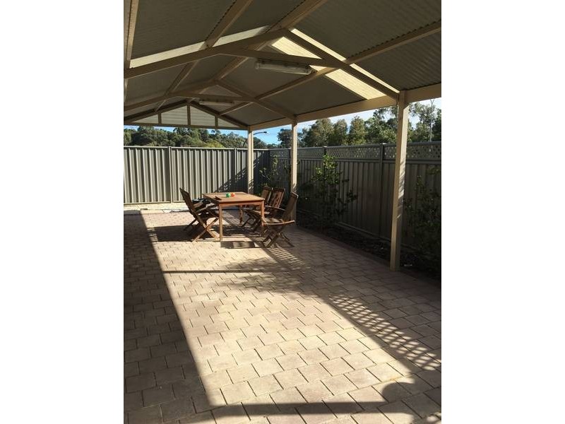 14 Milverton Loop, Leda WA 6170