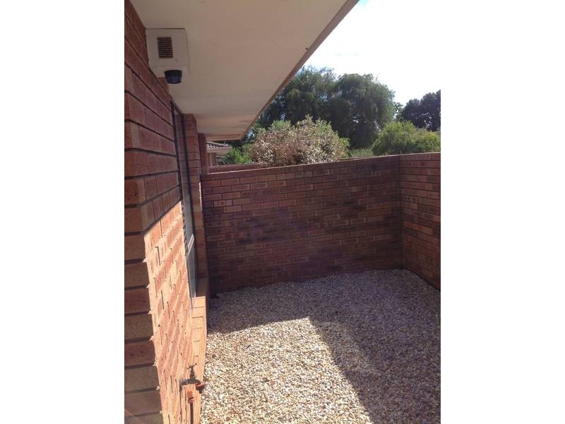 2/21 Golf Road, Parkwood WA 6147