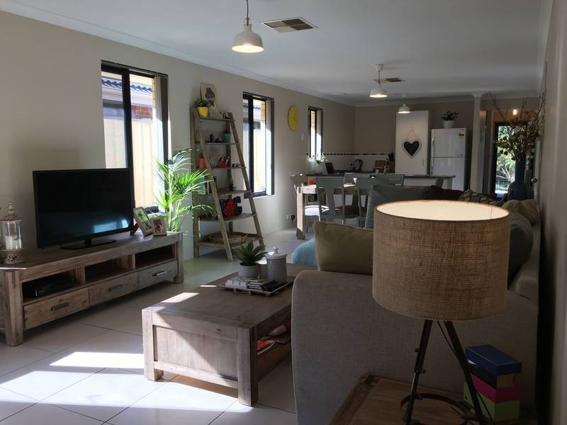 140 Lyon Road, Aubin Grove WA 6164