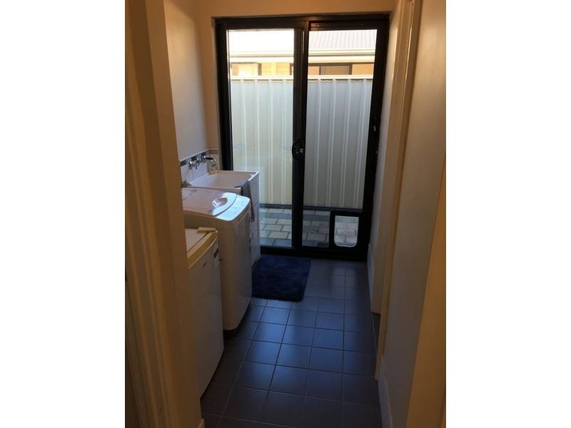 140 Lyon Road, Aubin Grove WA 6164