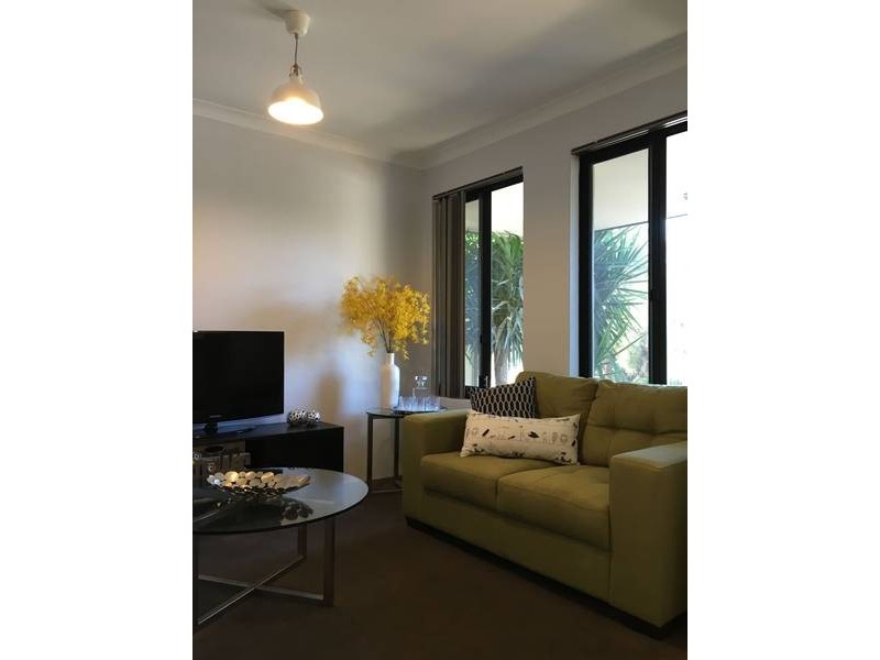 140 Lyon Road, Aubin Grove WA 6164