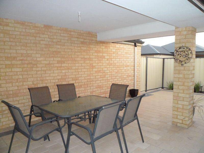 140 Lyon Road, Aubin Grove WA 6164