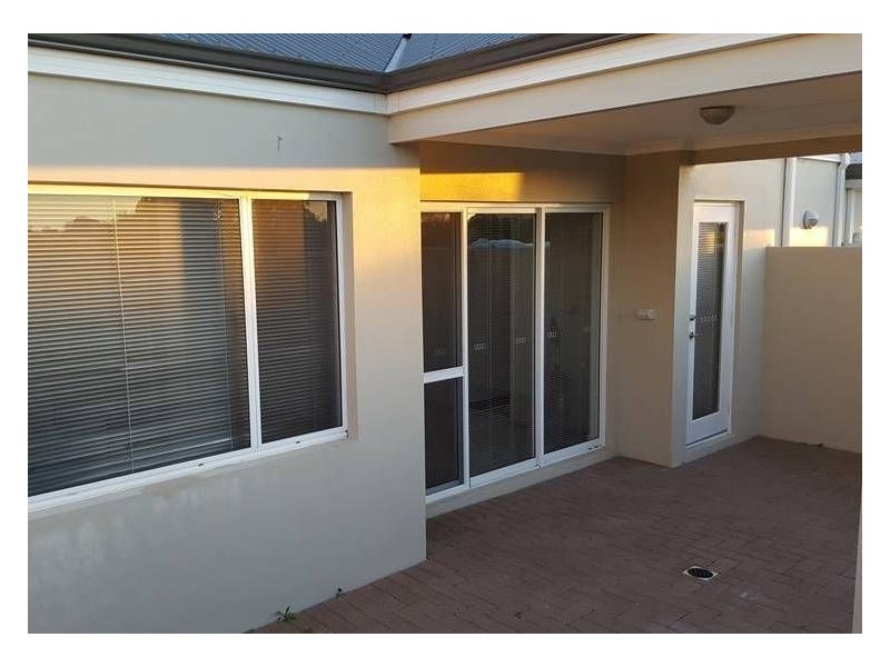 9/1 Lomax Court, Beeliar WA 6164