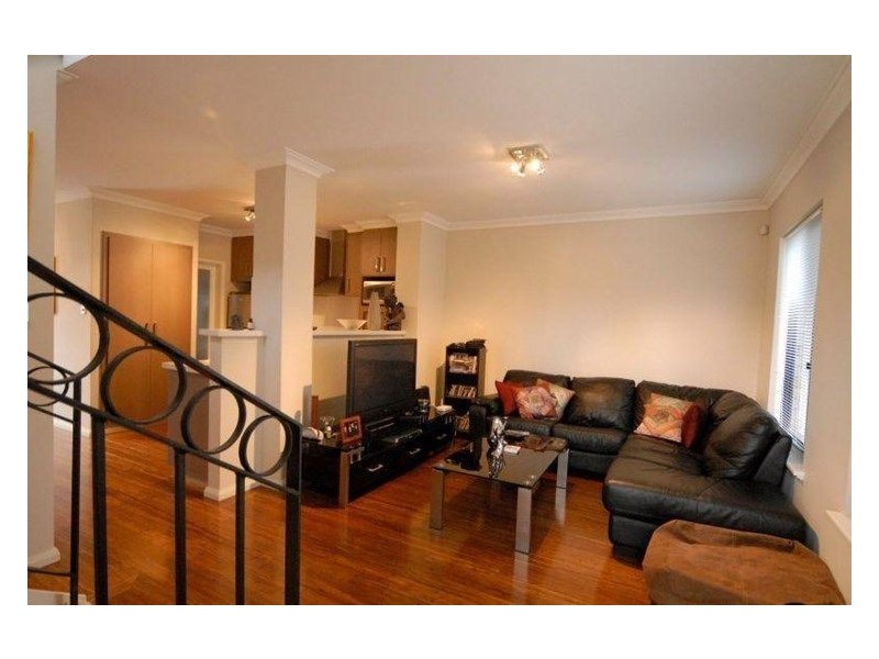 4/8 Sleat Road, Mount Pleasant WA 6153