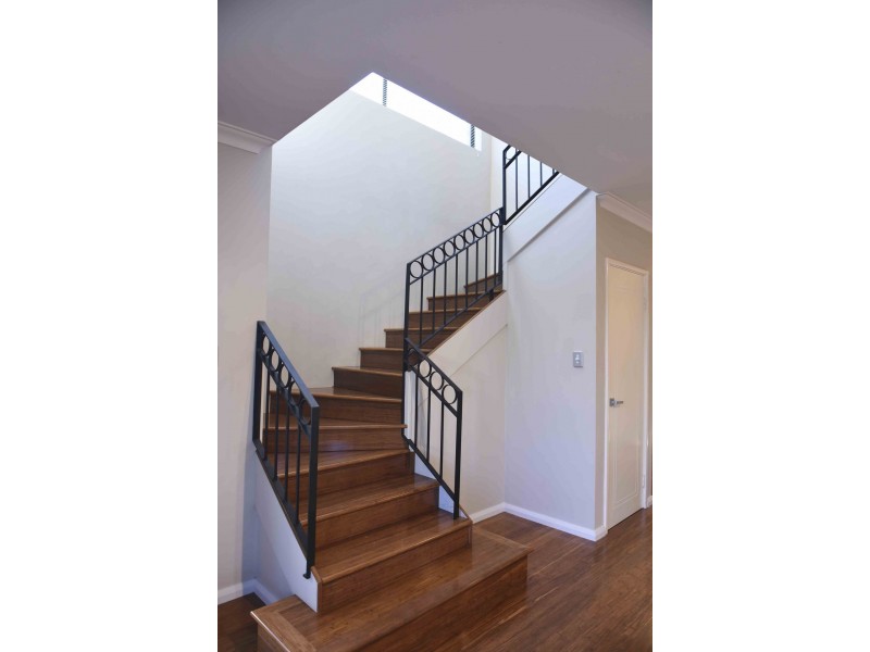 4/8 Sleat Road, Mount Pleasant WA 6153