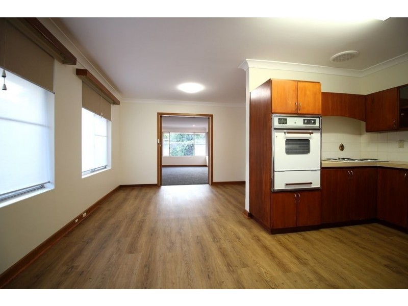 6 Boston Way, Booragoon WA 6154