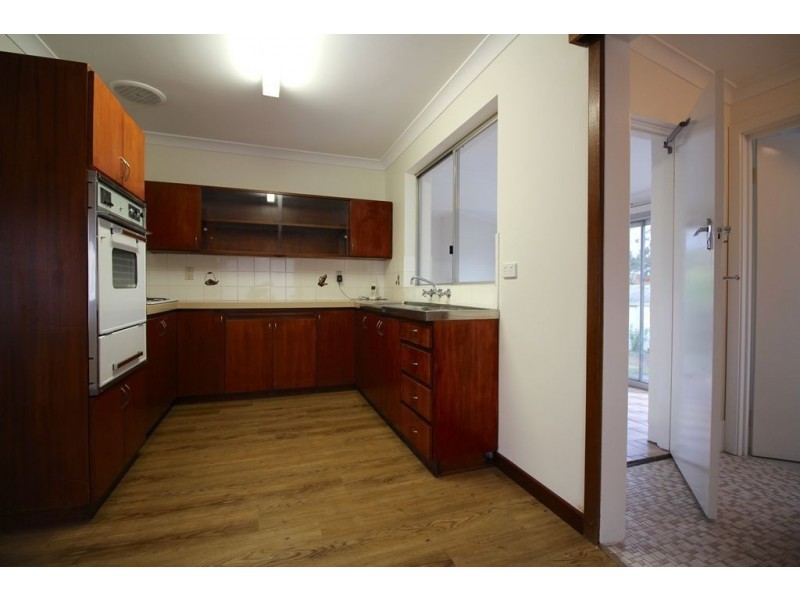 6 Boston Way, Booragoon WA 6154