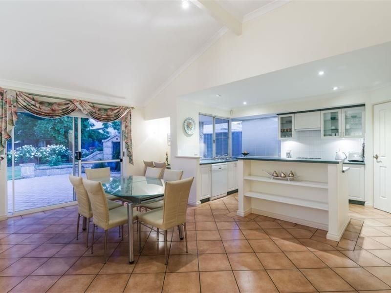 9 Bateman Road, Mount Pleasant WA 6153