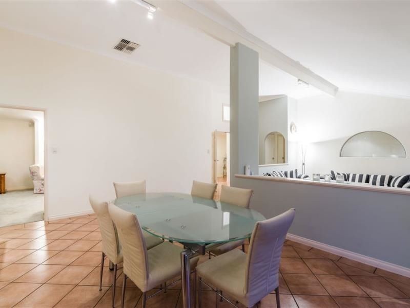 9 Bateman Road, Mount Pleasant WA 6153