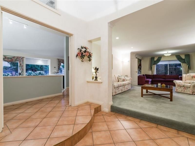 9 Bateman Road, Mount Pleasant WA 6153