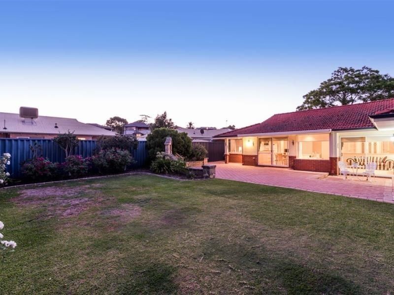 9 Bateman Road, Mount Pleasant WA 6153