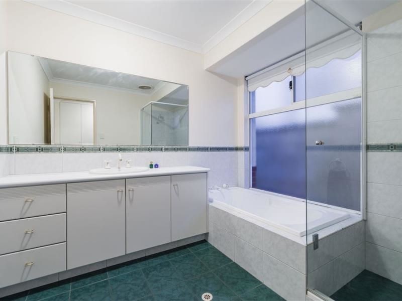 9 Bateman Road, Mount Pleasant WA 6153