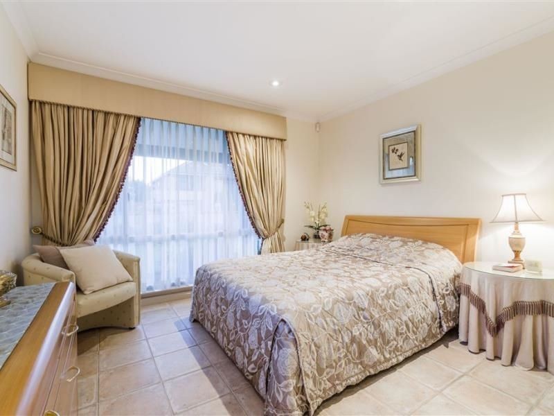 9 Bateman Road, Mount Pleasant WA 6153