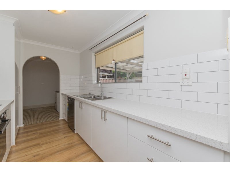 2/2 Wheatley Drive, Bull Creek WA 6149