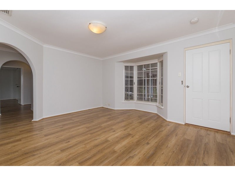 2/2 Wheatley Drive, Bull Creek WA 6149