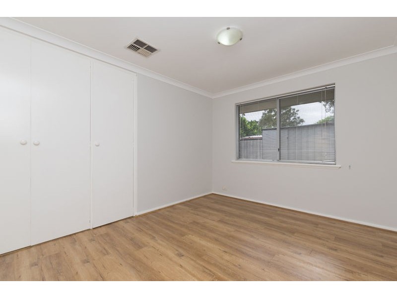 2/2 Wheatley Drive, Bull Creek WA 6149