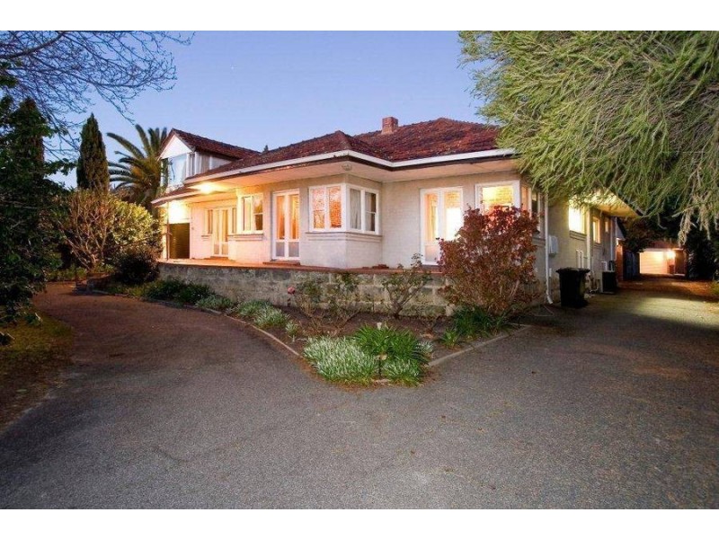 90 Matheson Road, Applecross WA 6153