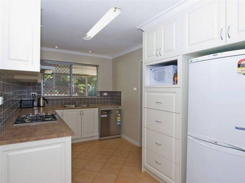 7A Fitzwater Way, Spearwood WA 6163