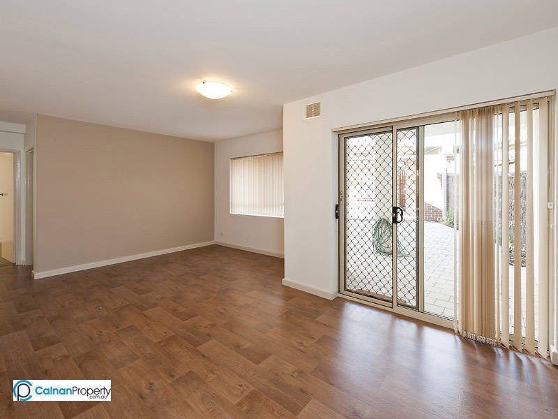 1/32  Waverley Road, Coolbellup WA 6163