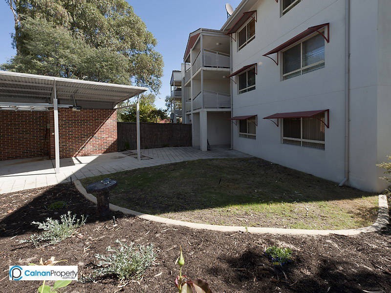 1/32  Waverley Road, Coolbellup WA 6163