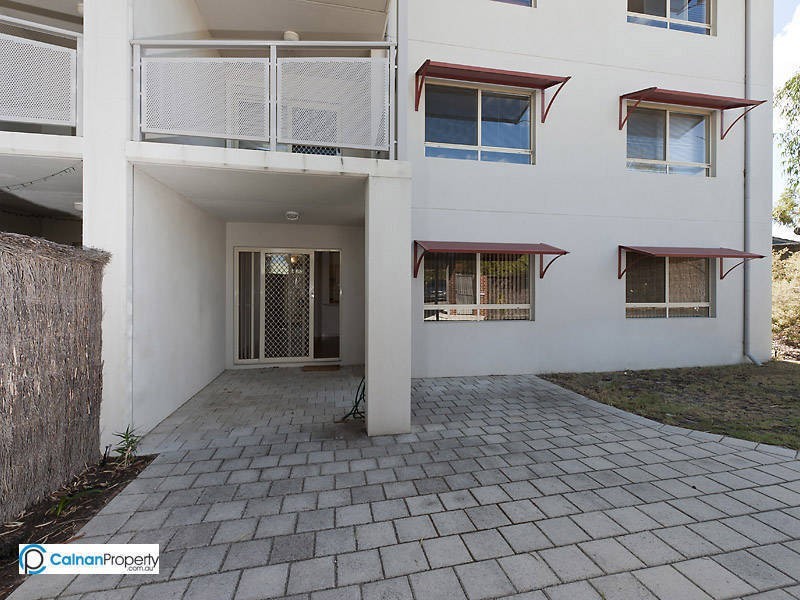 1/32  Waverley Road, Coolbellup WA 6163